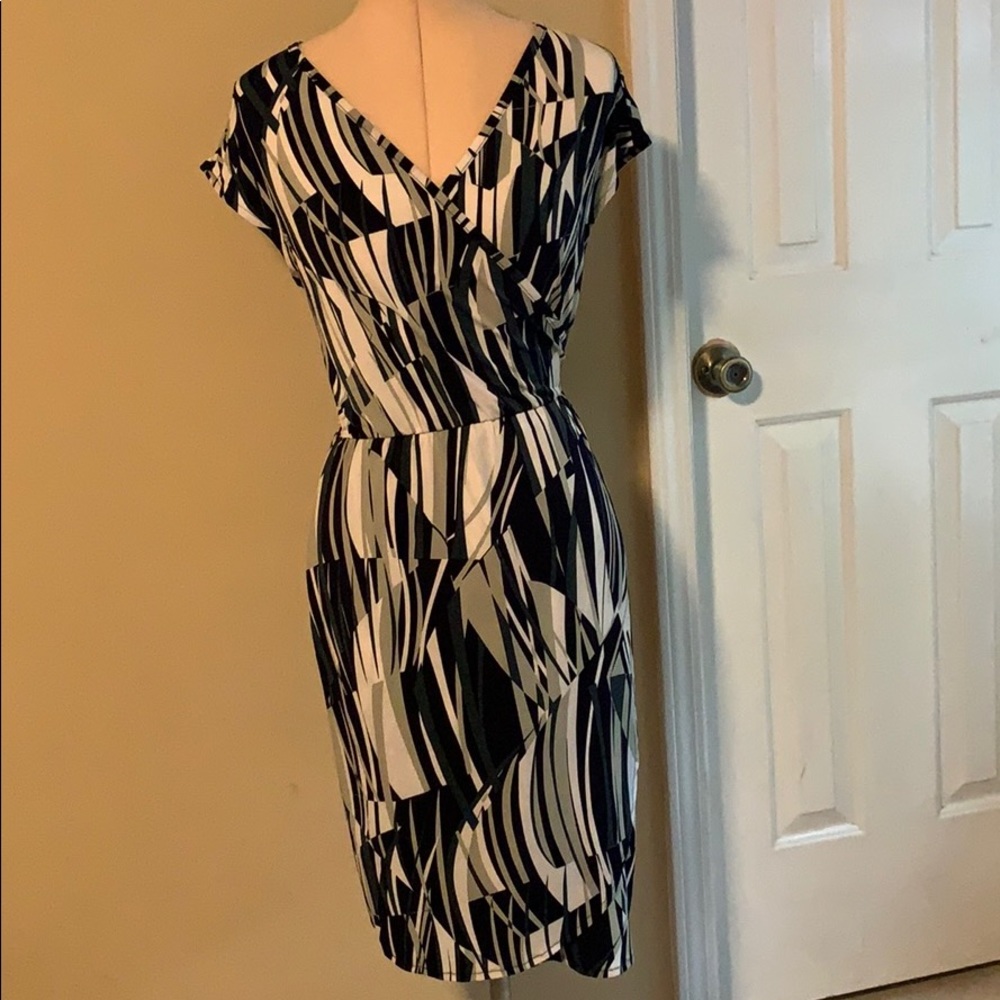 Banana Republic wrap dress 🌺🌺🌿